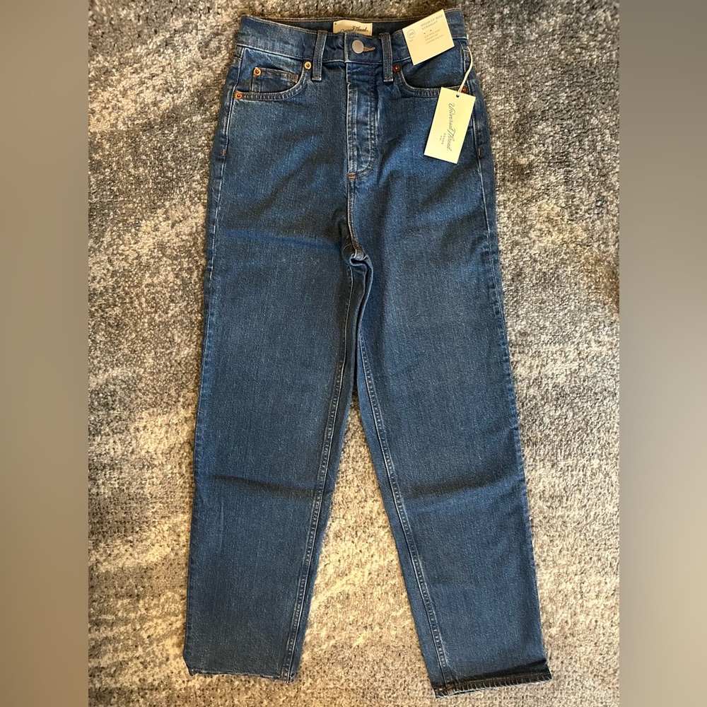 Universal Thread Women's Straight Leg Jeans - Blue